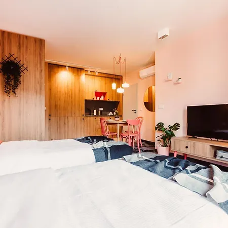 Mosquito Silesia Apartments Катовіце Екстер'єр фото