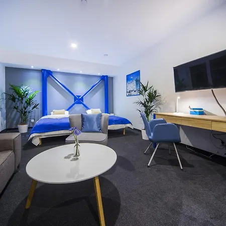 Mosquito Silesia Apartments Катовіце Екстер'єр фото