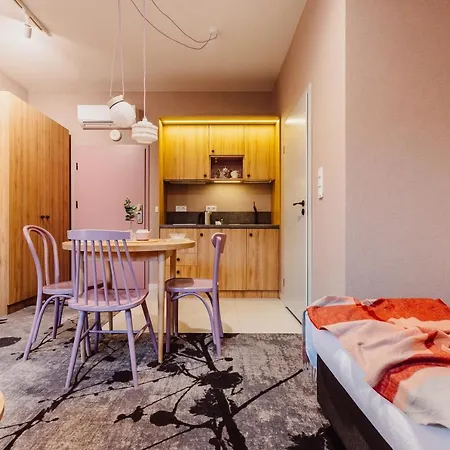 Mosquito Silesia Apartments Катовіце Екстер'єр фото