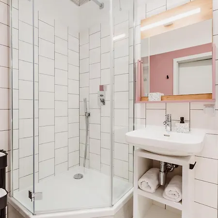 Mosquito Silesia Apartments Катовіце Екстер'єр фото